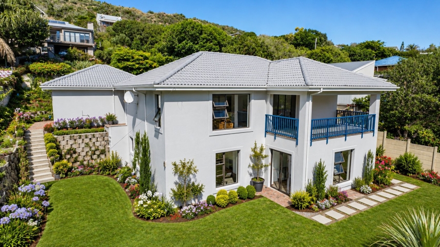 3 Bedroom Property for Sale in Meedingsride Western Cape
